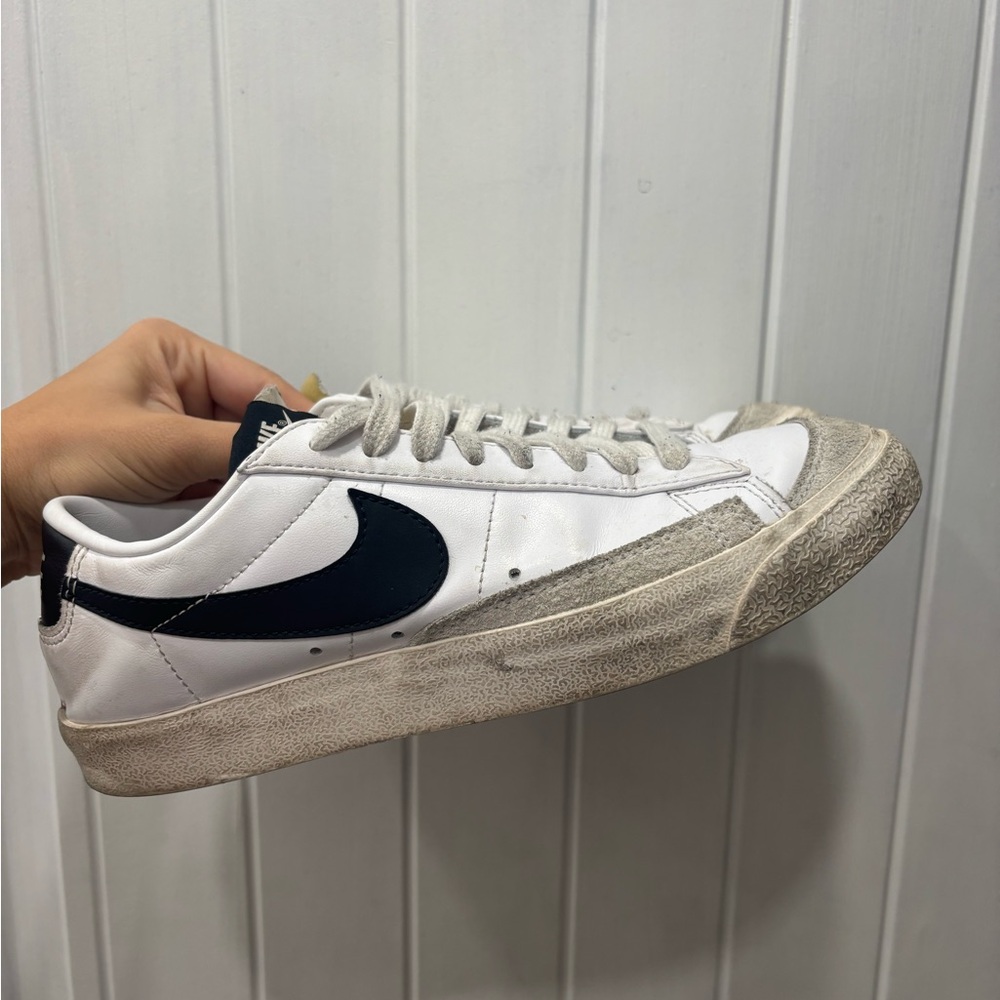 Nike Blazer low tops